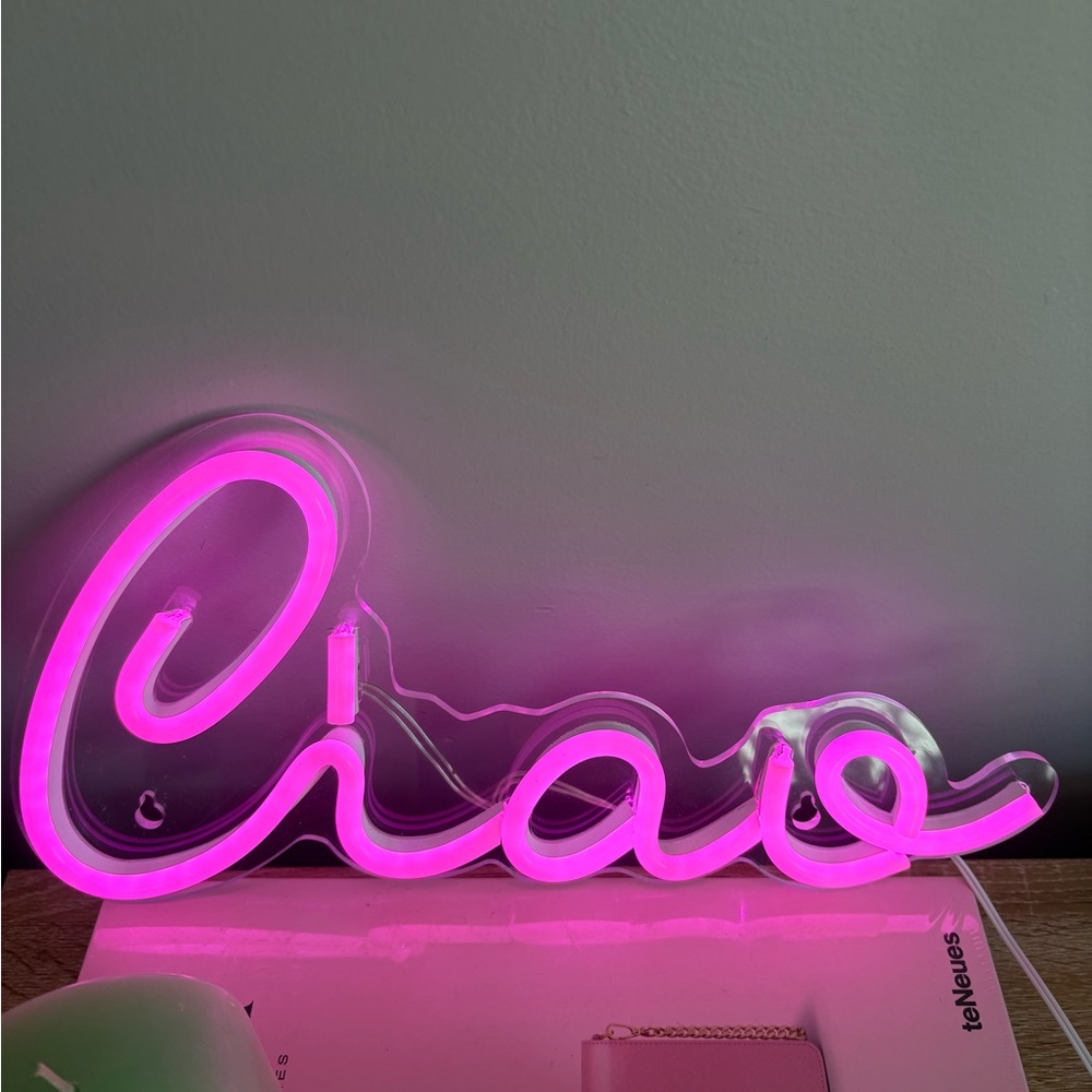 Pink Neon 'Ciao' Sign